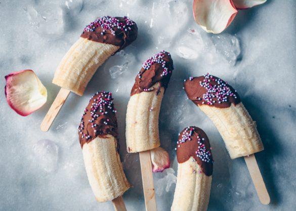 Banaanijäätelöpuikot