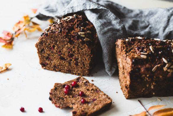 Puolukka-ruislimppu. Vegaani