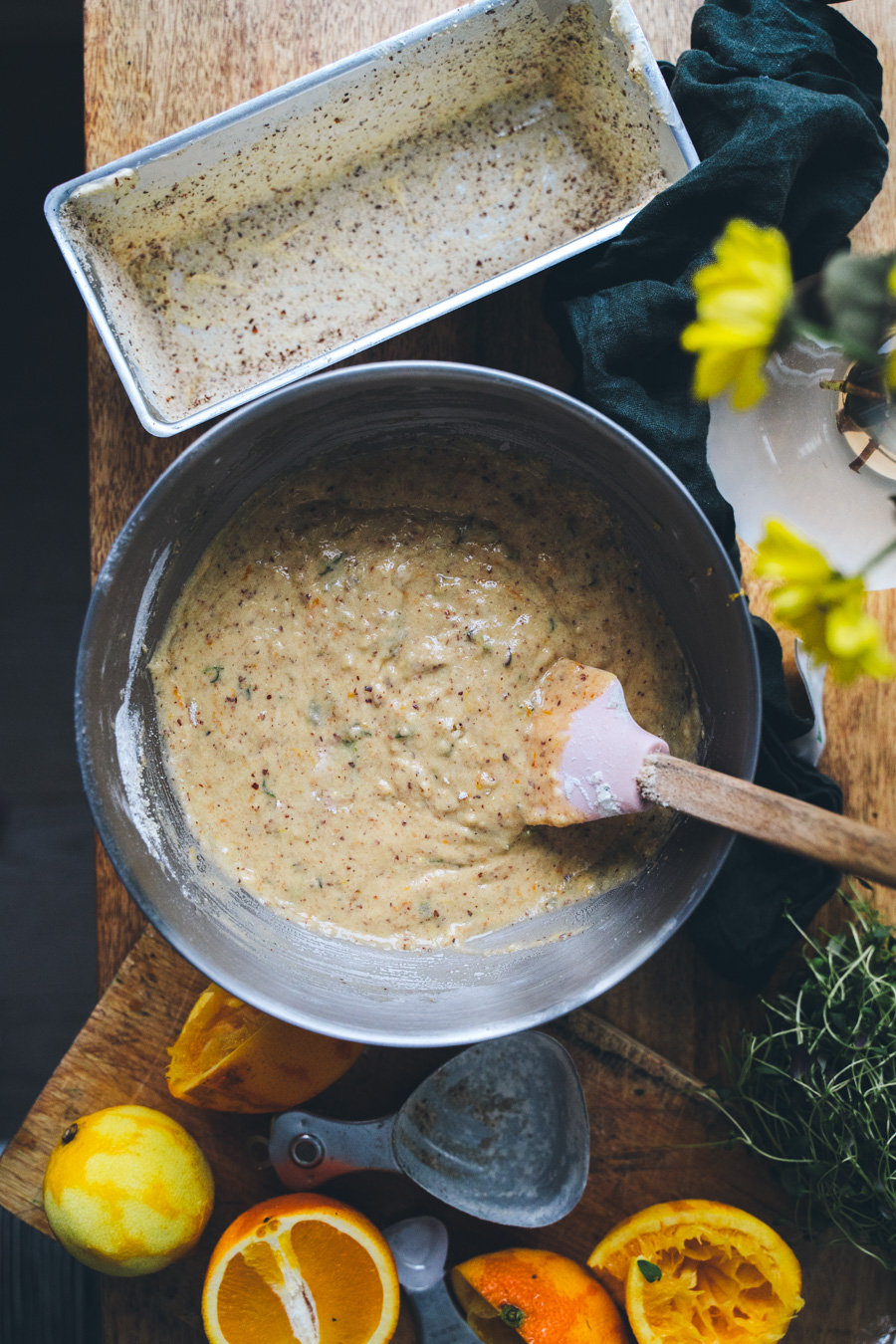 appelsiini-timjamikakku