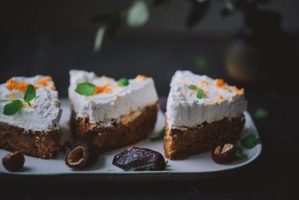 Bataatti-kinuskikakku. Vegaani. Gluteeniton.