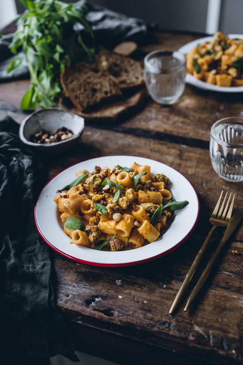 Kurpitsa-salviapasta. Vegaaninen