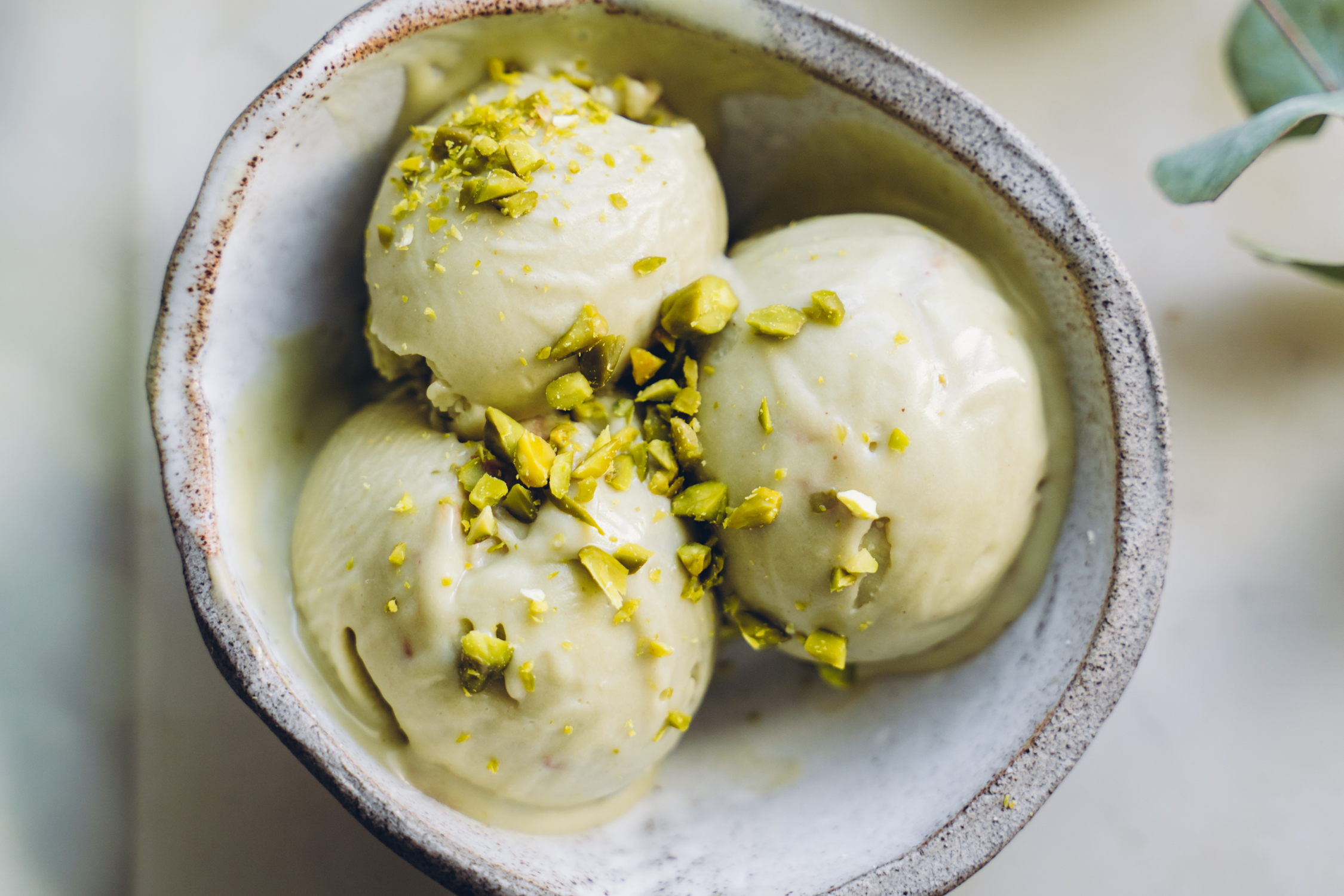 Pistaasijäätelö. Vegaaninen