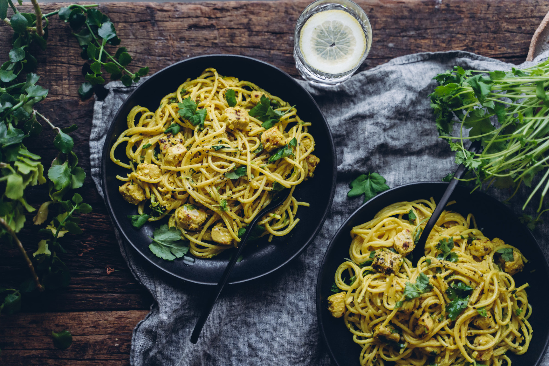 Pollo limonello. Sitruuna-korianteripasta