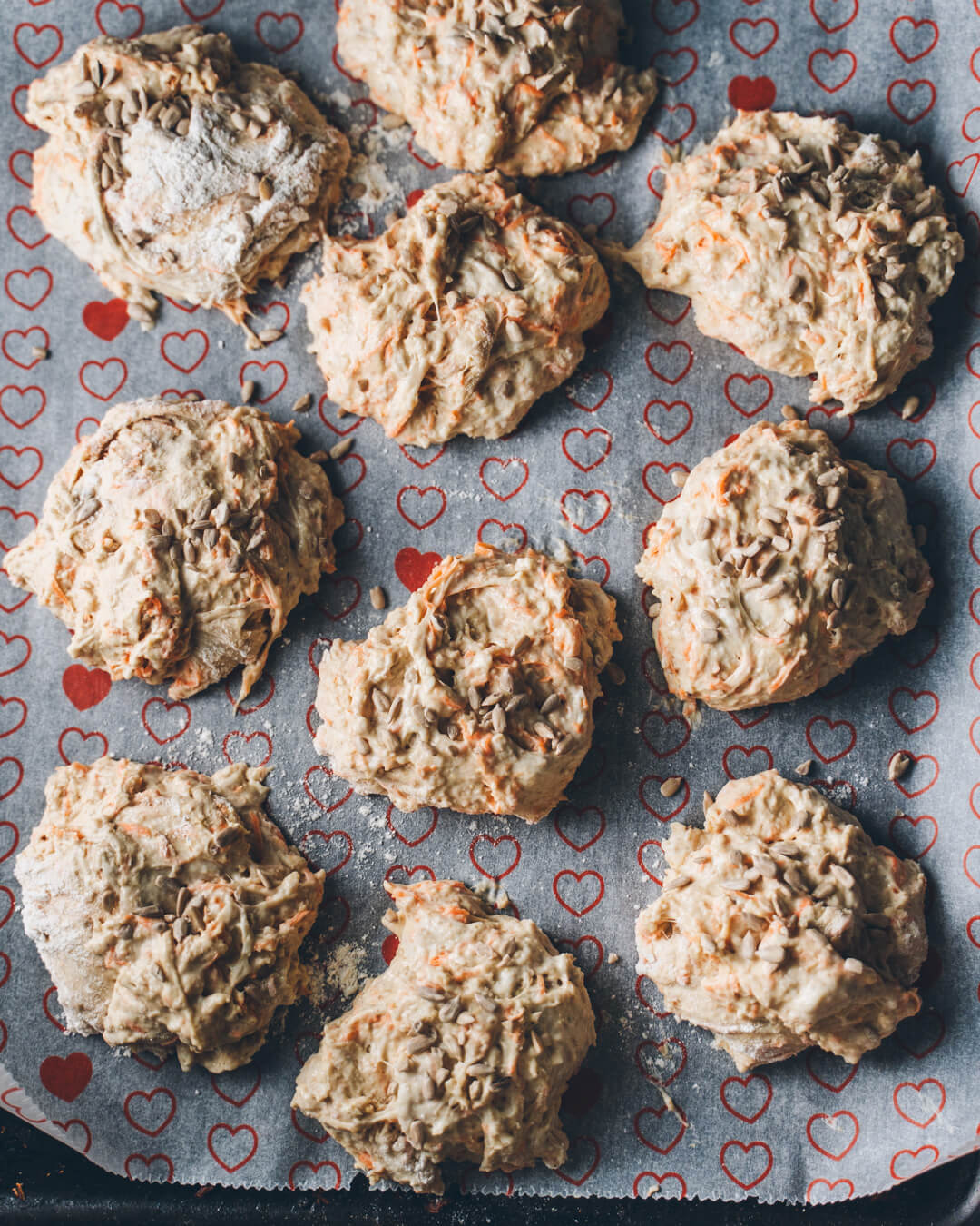 Porkkana-kaurasämpylät