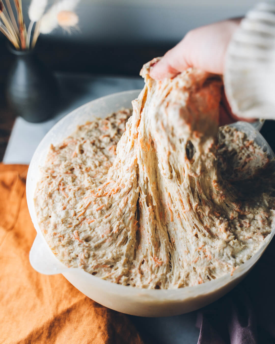 Porkkana-kaurasämpylät