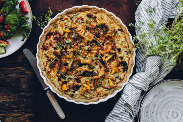 Vegaaninen kantarellipiirakka