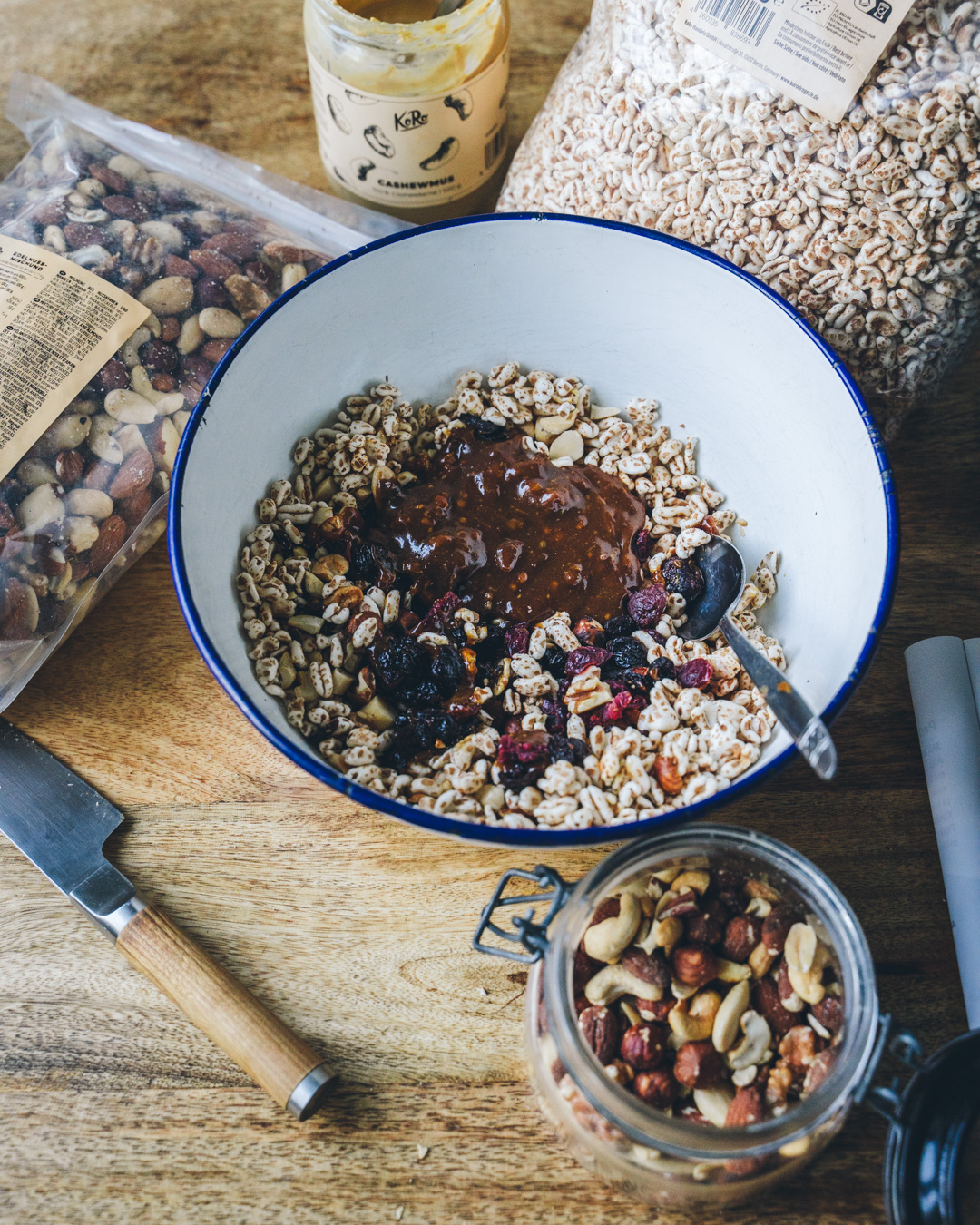 Kinuski-pähkinä-välipalapallerot