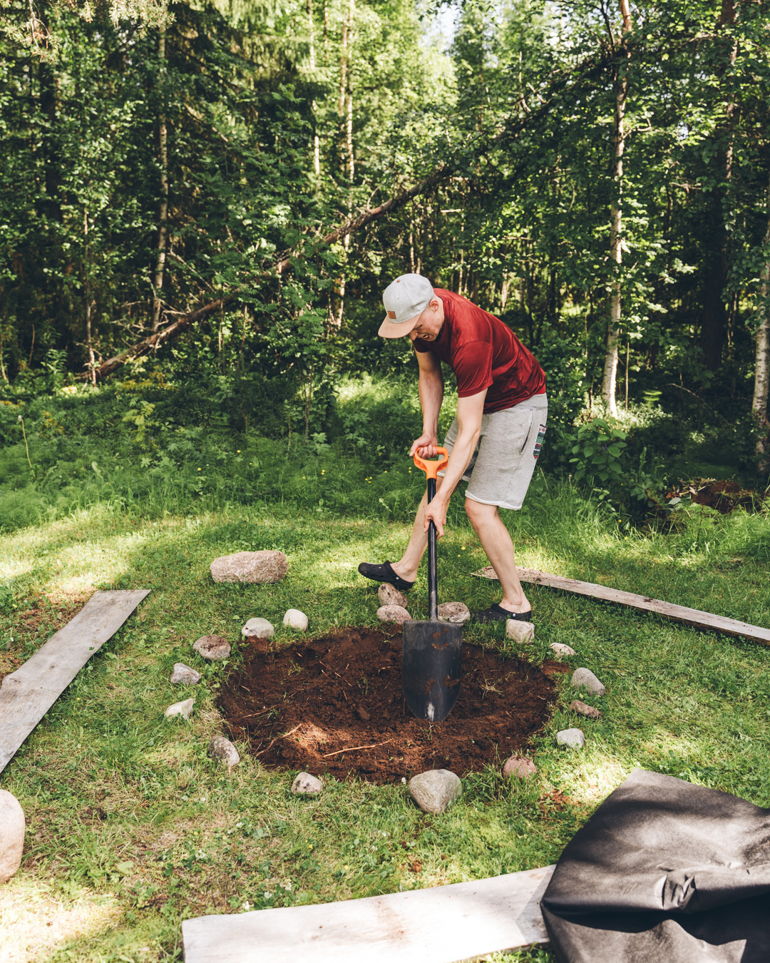 Nuotiopaikan rakentaminen 