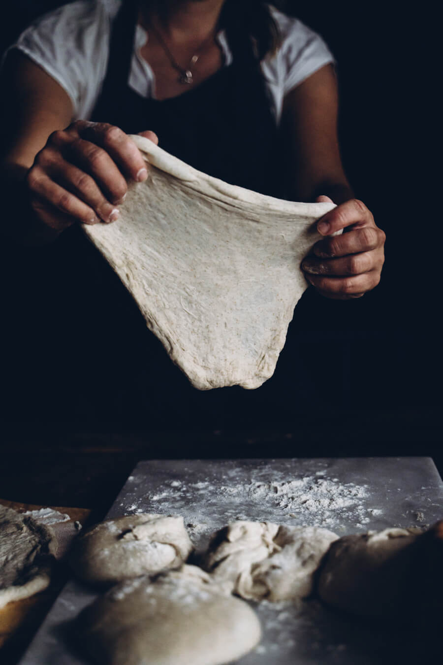 Yön yli pitsataikina