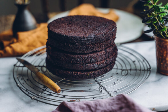 Vegaaninen ja gluteeniton suklaakakkupohja