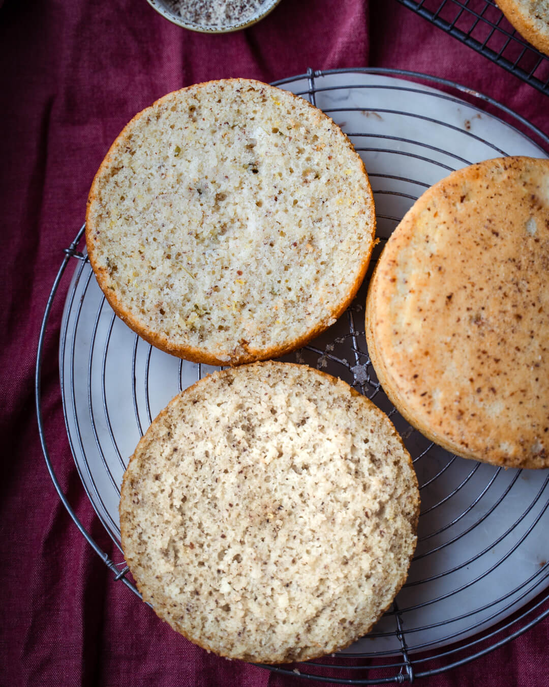 Vegaaninen mantelikakkupohja