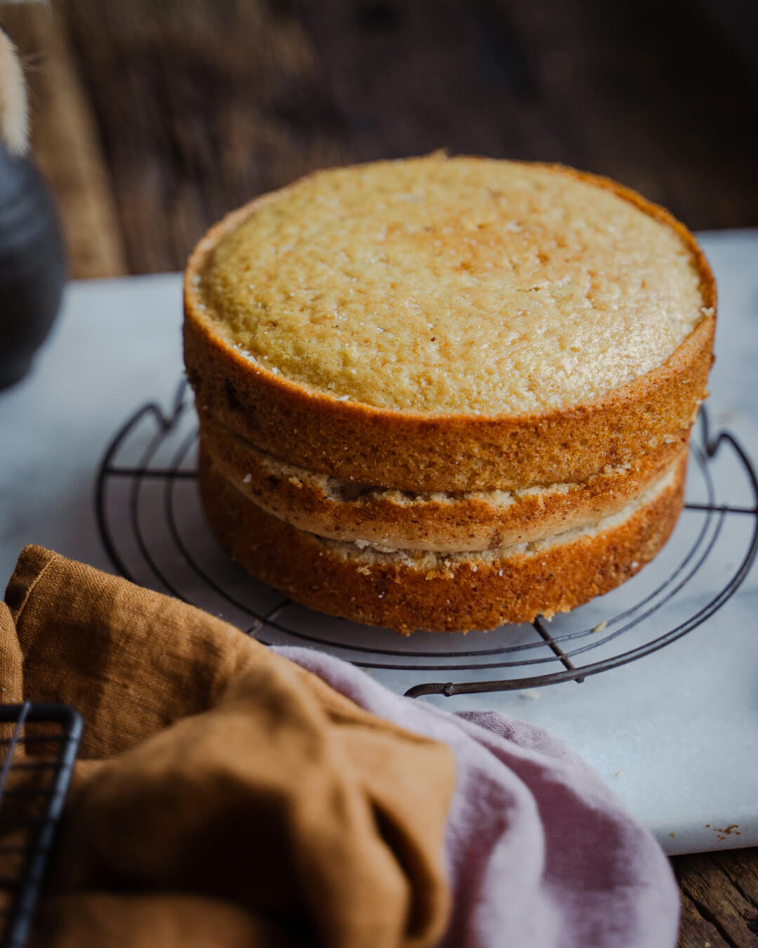 Vegaaninen vaalea täytekakkupohja
