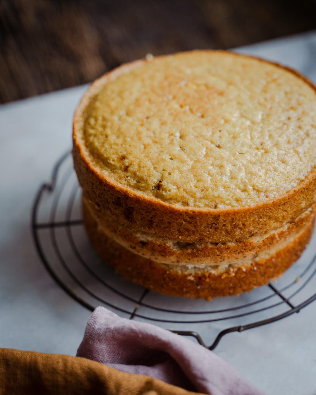 Vegaaninen vaalea täytekakkupohja