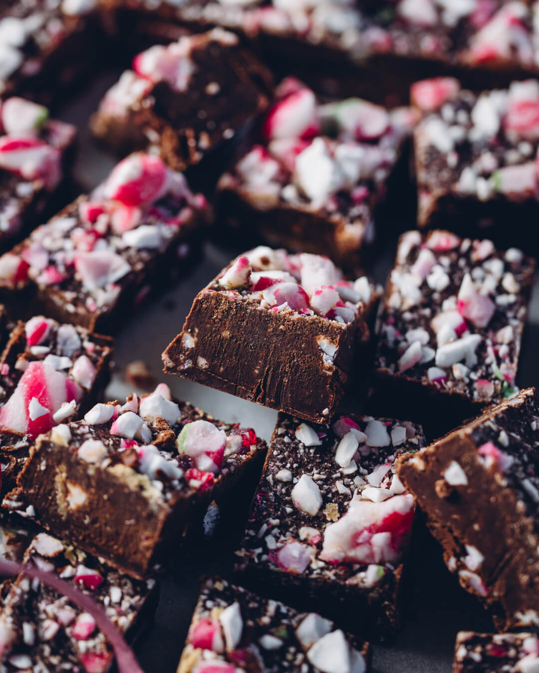 Vegaaninen polka-suklaafudge