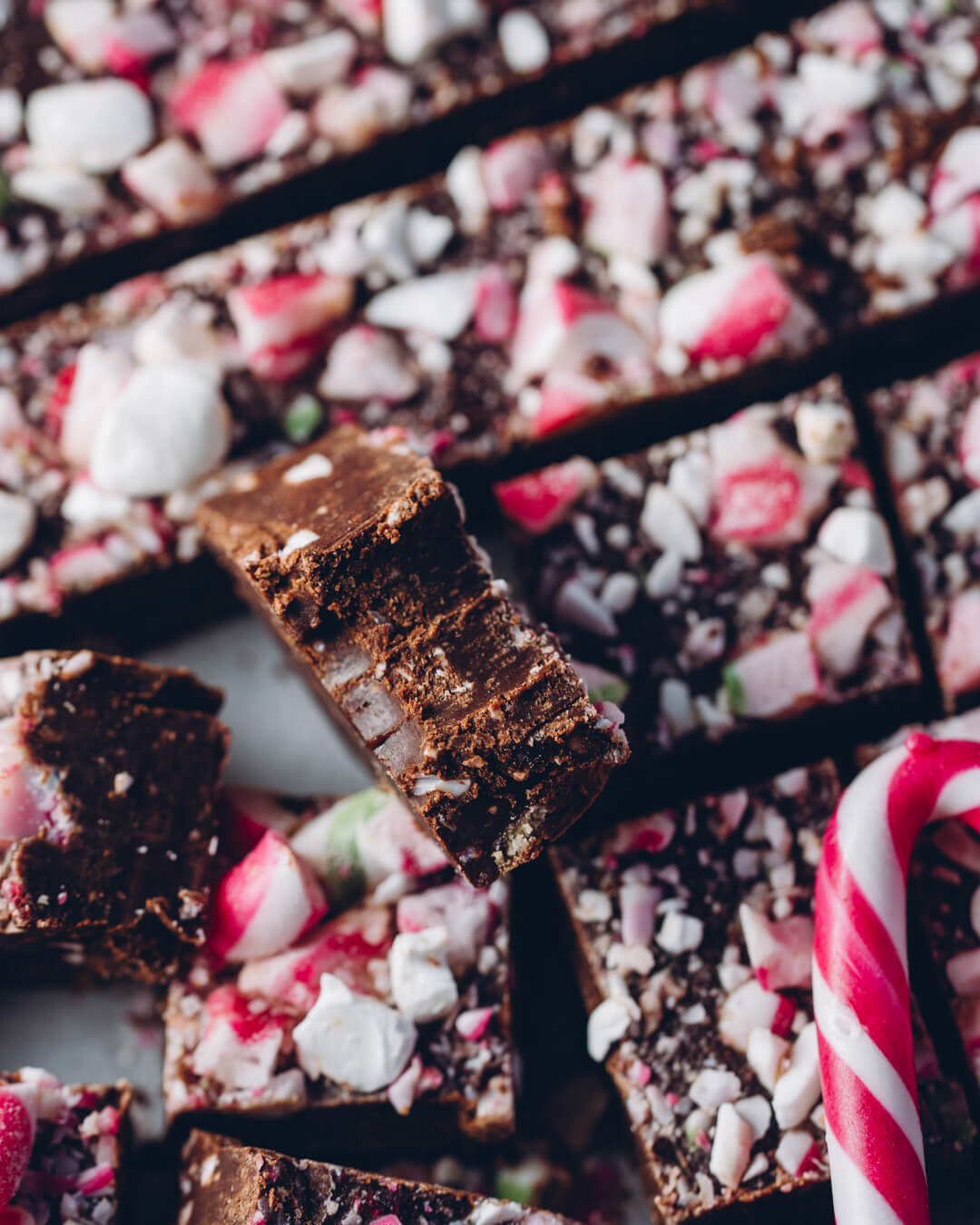 Vegaaninen polka-suklaafudge