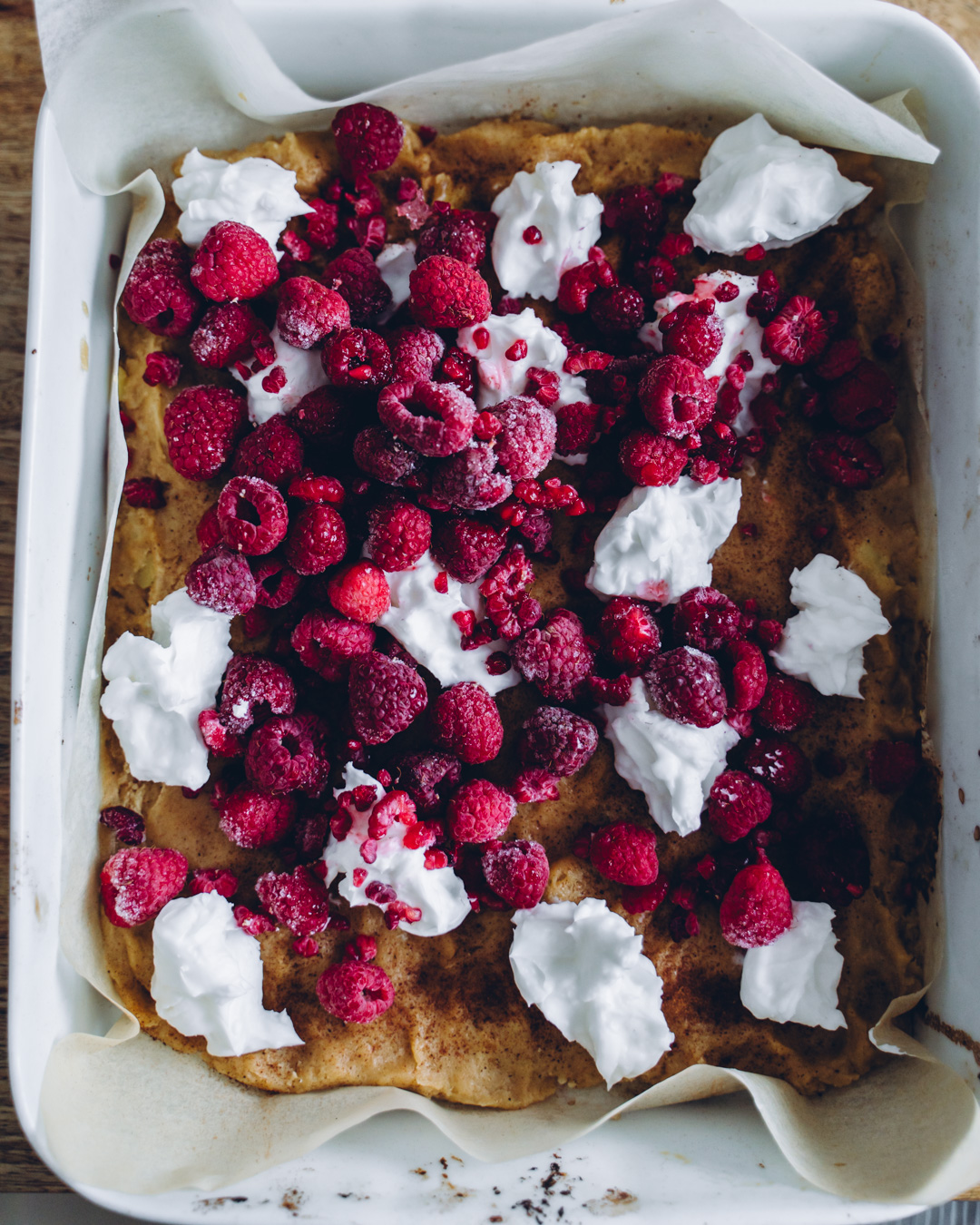 Biscoff-vadelmablondiet. Vegaaninen