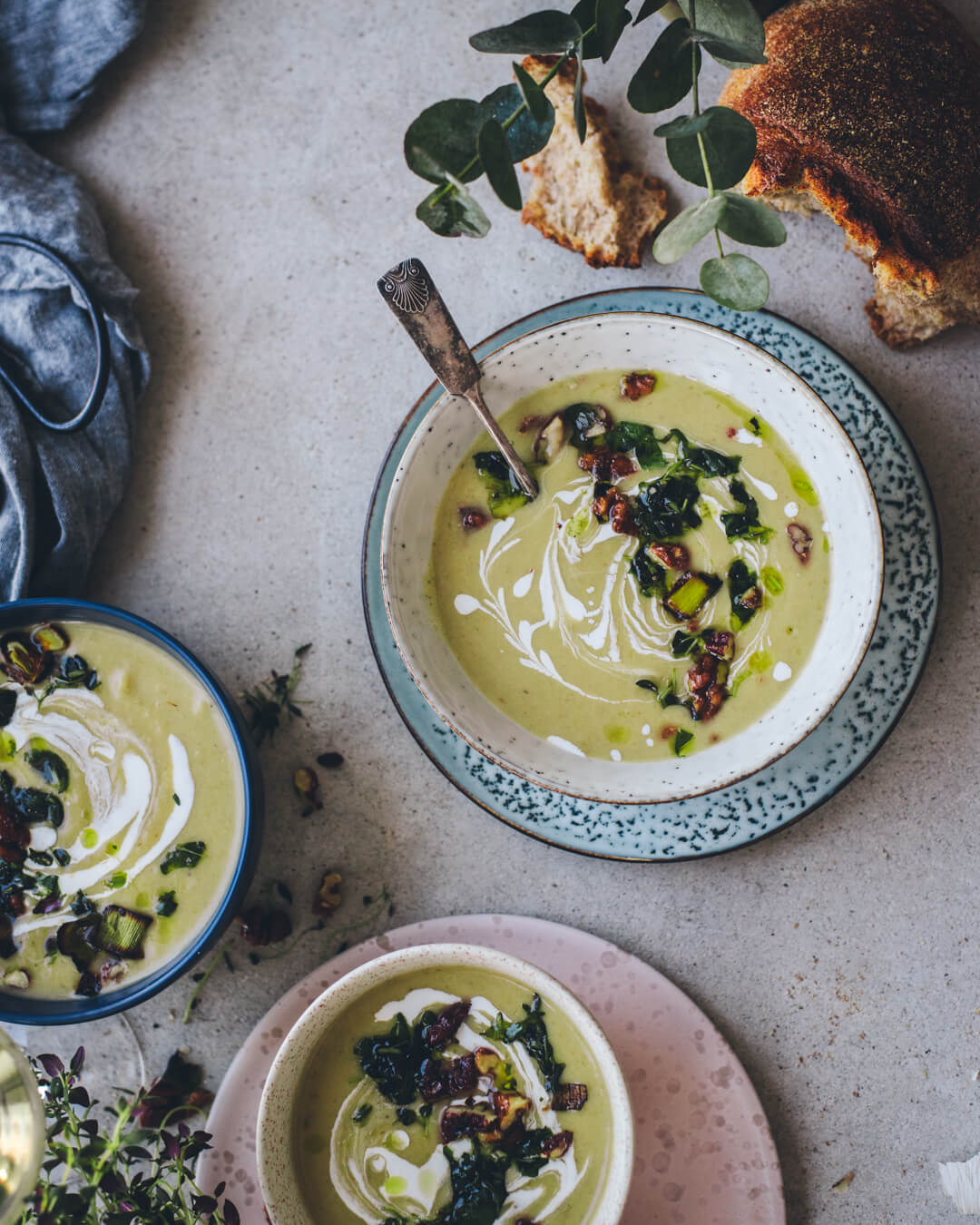 Peruna-purjososekeitto