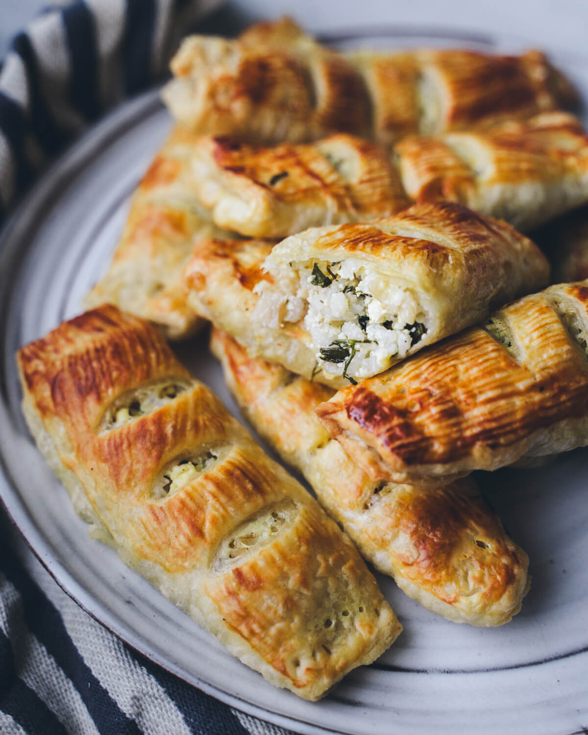 Vegaaniset muna-riisipasteijat