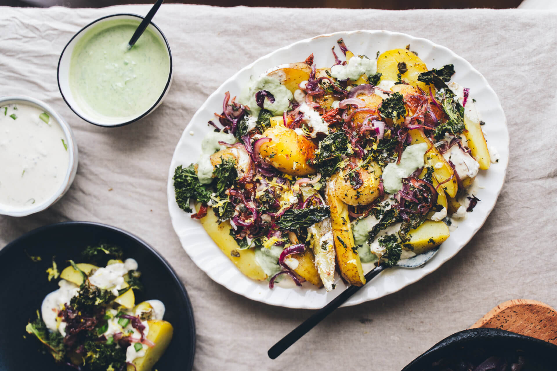 Paahdettu perunasalaatti. Vegaaninen