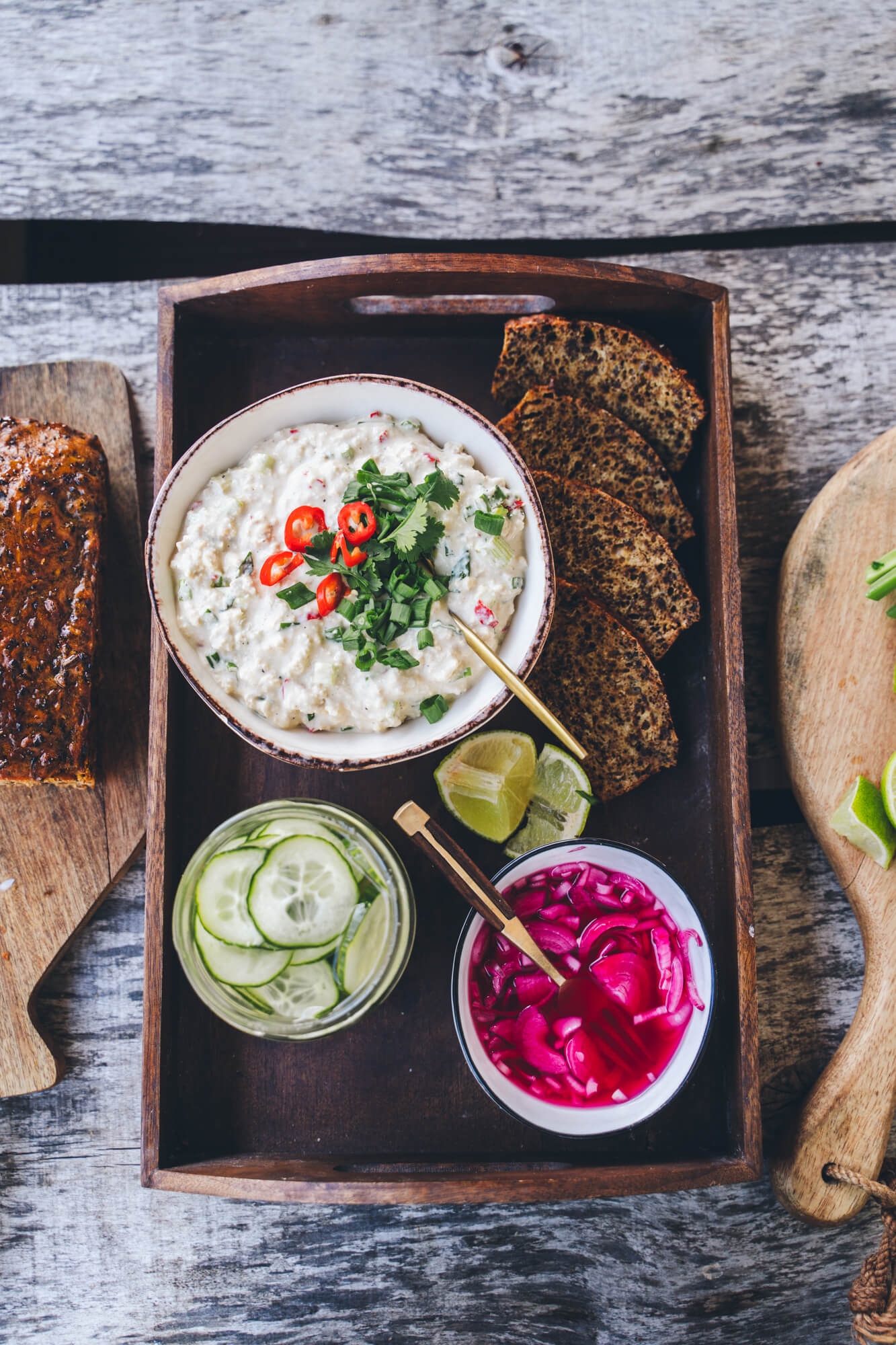 Aasialainen tofuskagen. Saaristolaisleipä