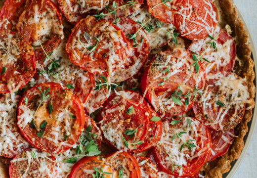 Dijon-tomaattipiirakka