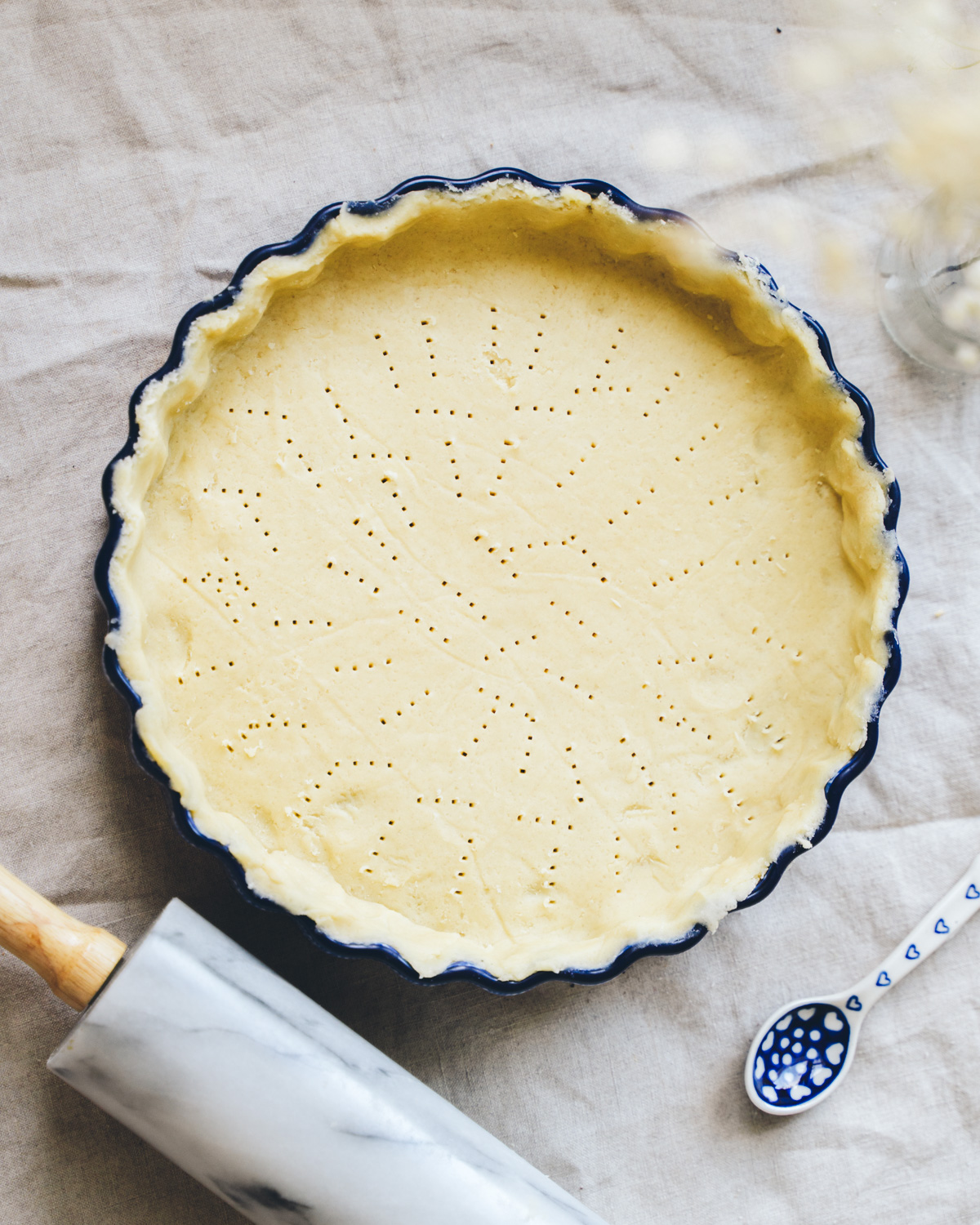 Gluteeniton ja vegaaninen piirakkataikina