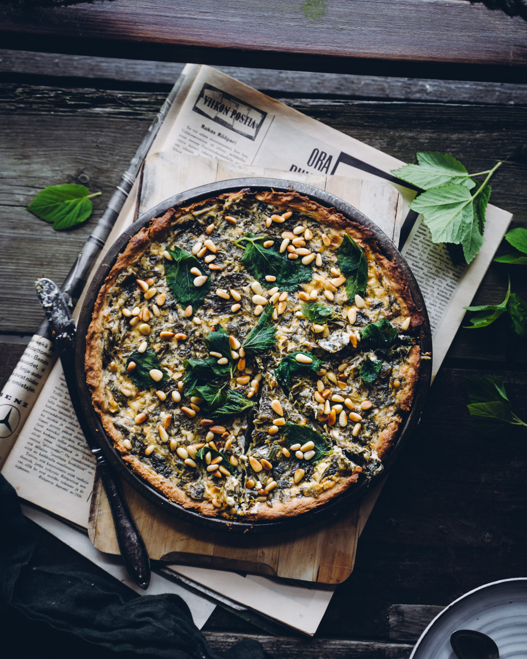 Nokkos-vuohenputkipiirakka. Vegaaninen