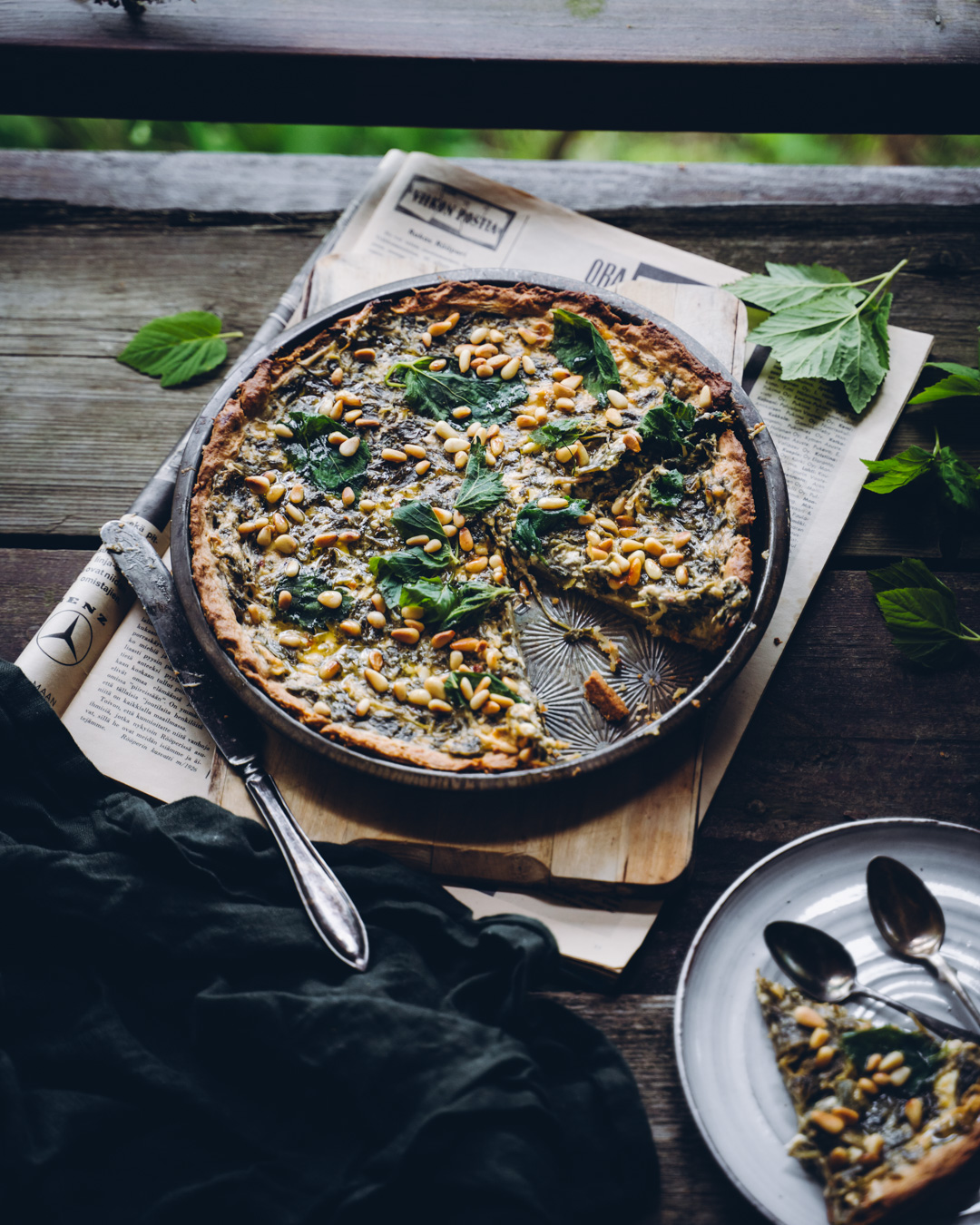 Nokkos-vuohenputkipiirakka. Vegaaninen