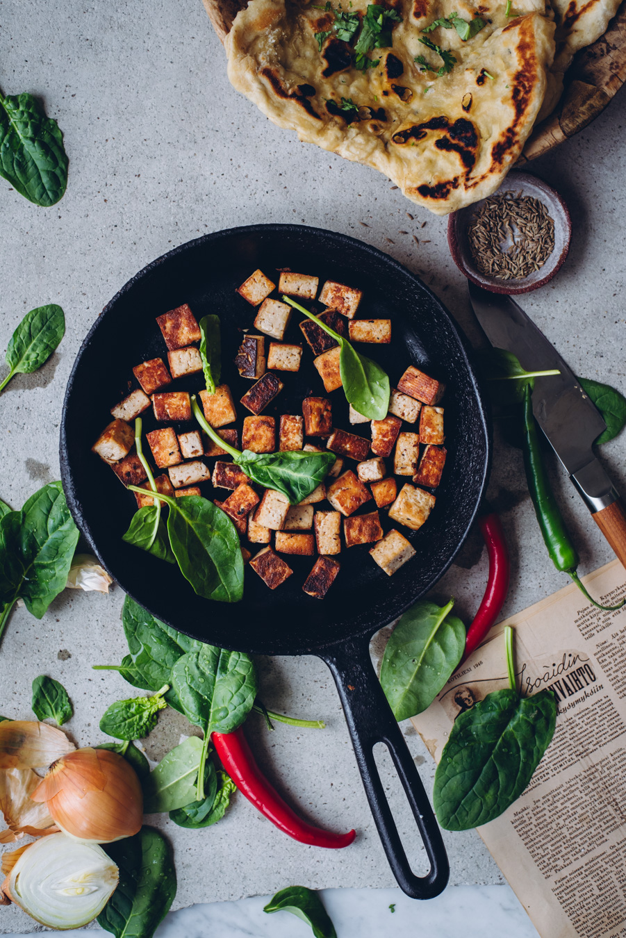Palak paneer vegaanisena tofulla