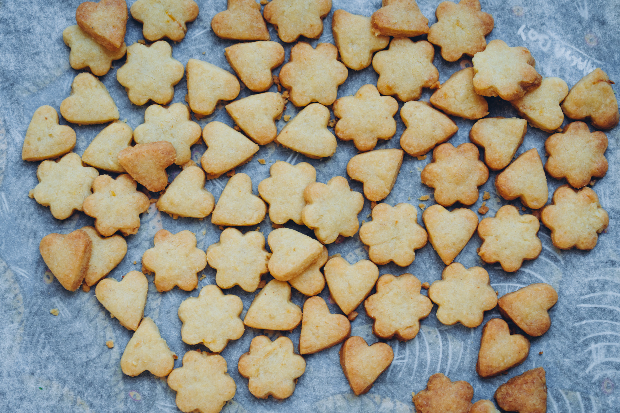 Skotlantilaiset shortbread-keksit. Vegaaninen