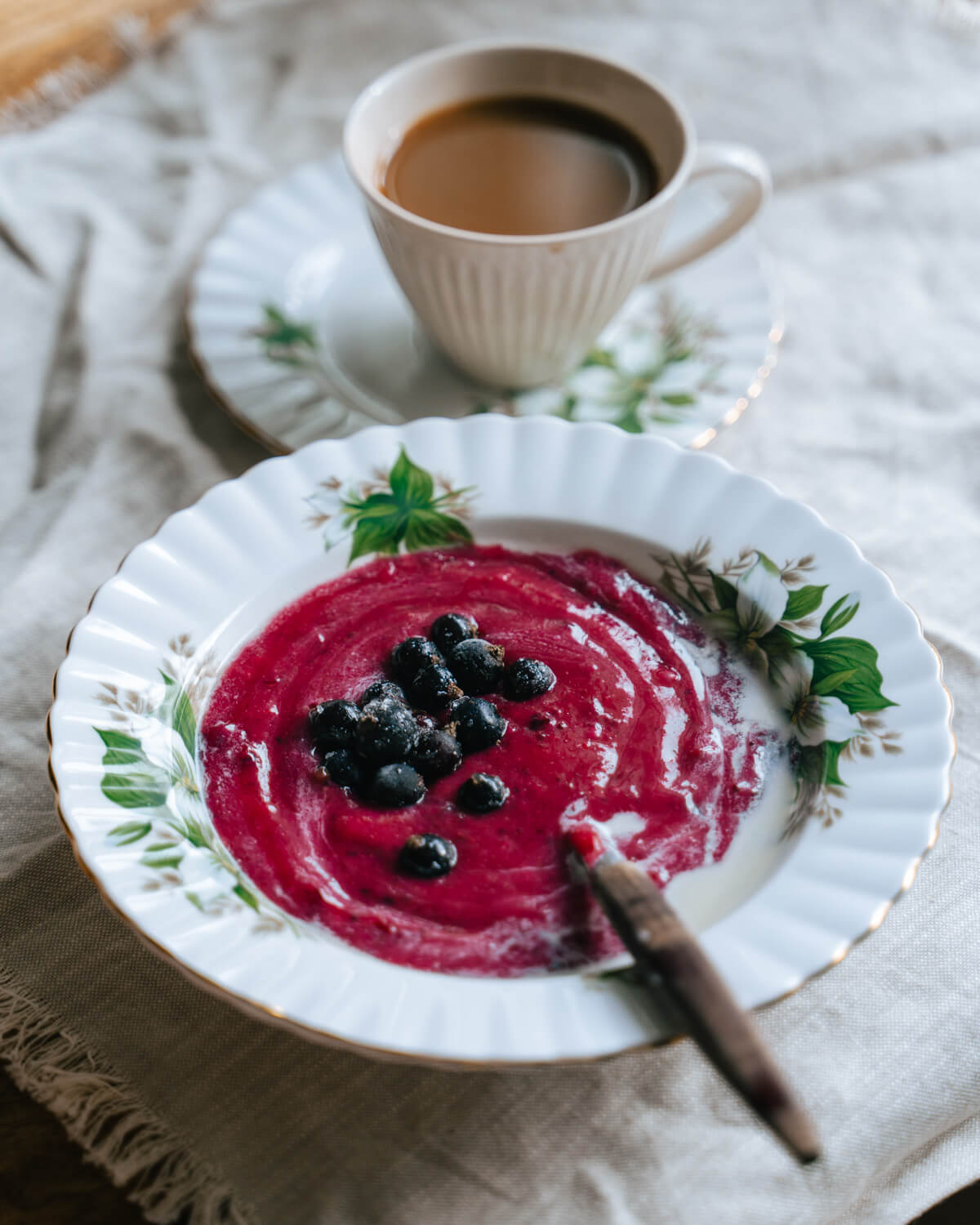 Mustaherukkavispipuuro. Gluteeniton