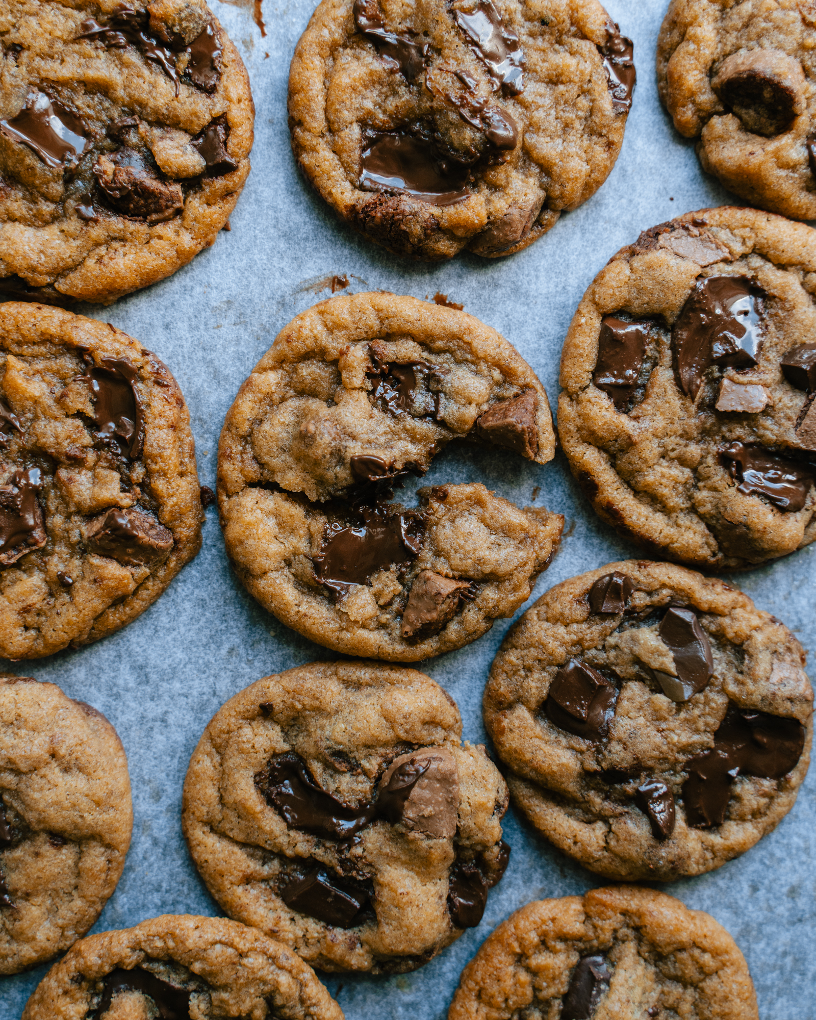 Maailman parhaat suklaahippukeksit. Paksut ja pehmeät.