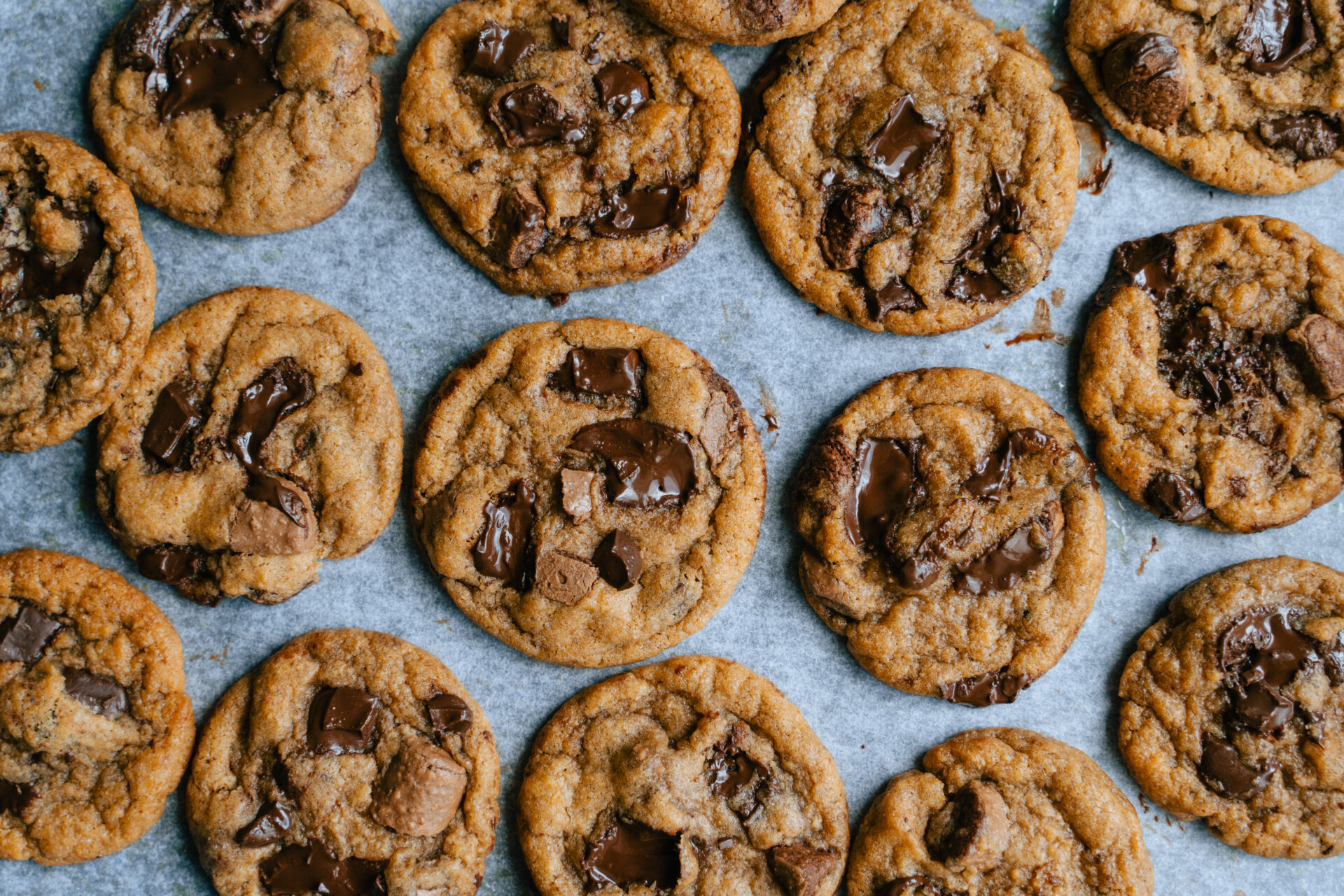 Maailman parhaat suklaahippukeksit. Paksut ja pehmeät.