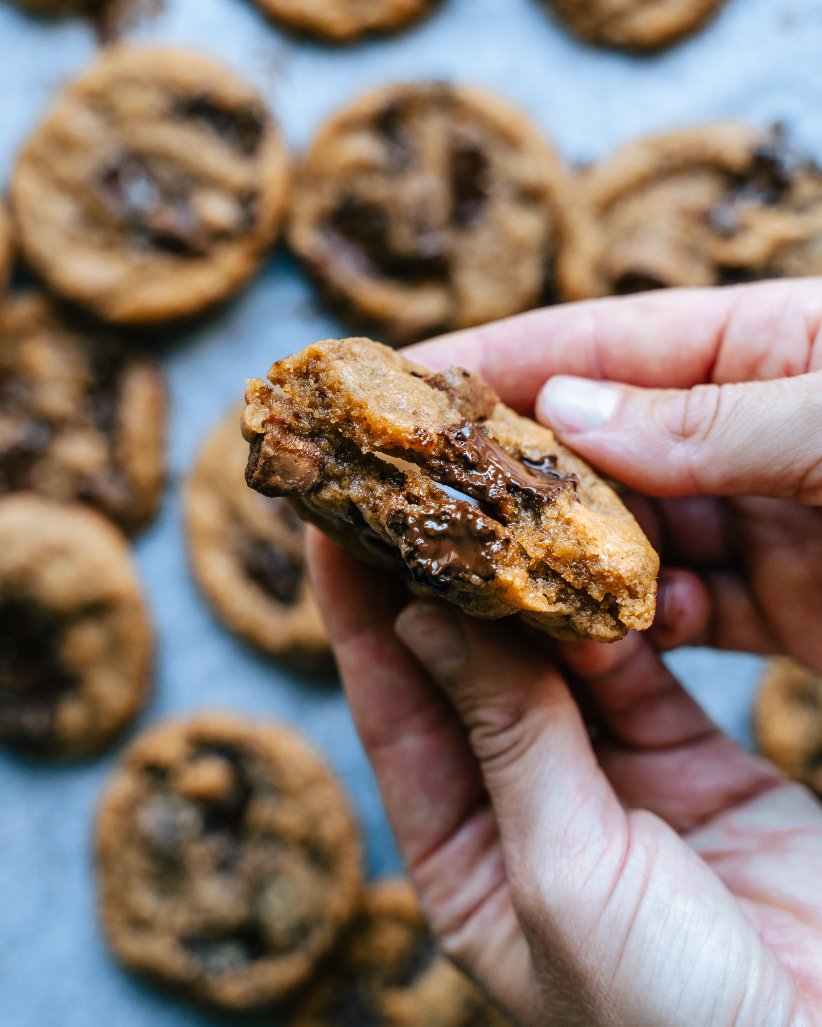 Maailman parhaat suklaahippukeksit. Paksut ja pehmeät.