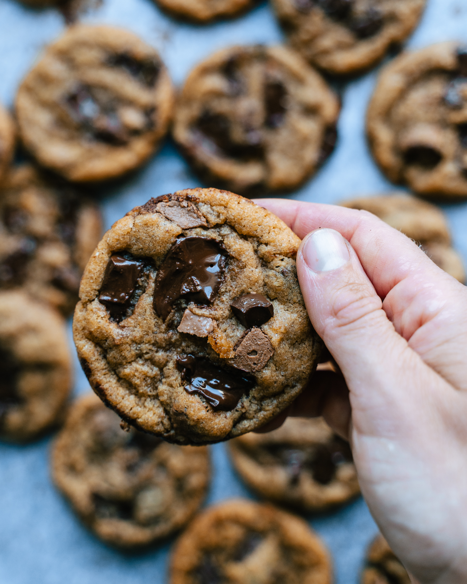Maailman parhaat suklaahippukeksit. Paksut ja pehmeät.