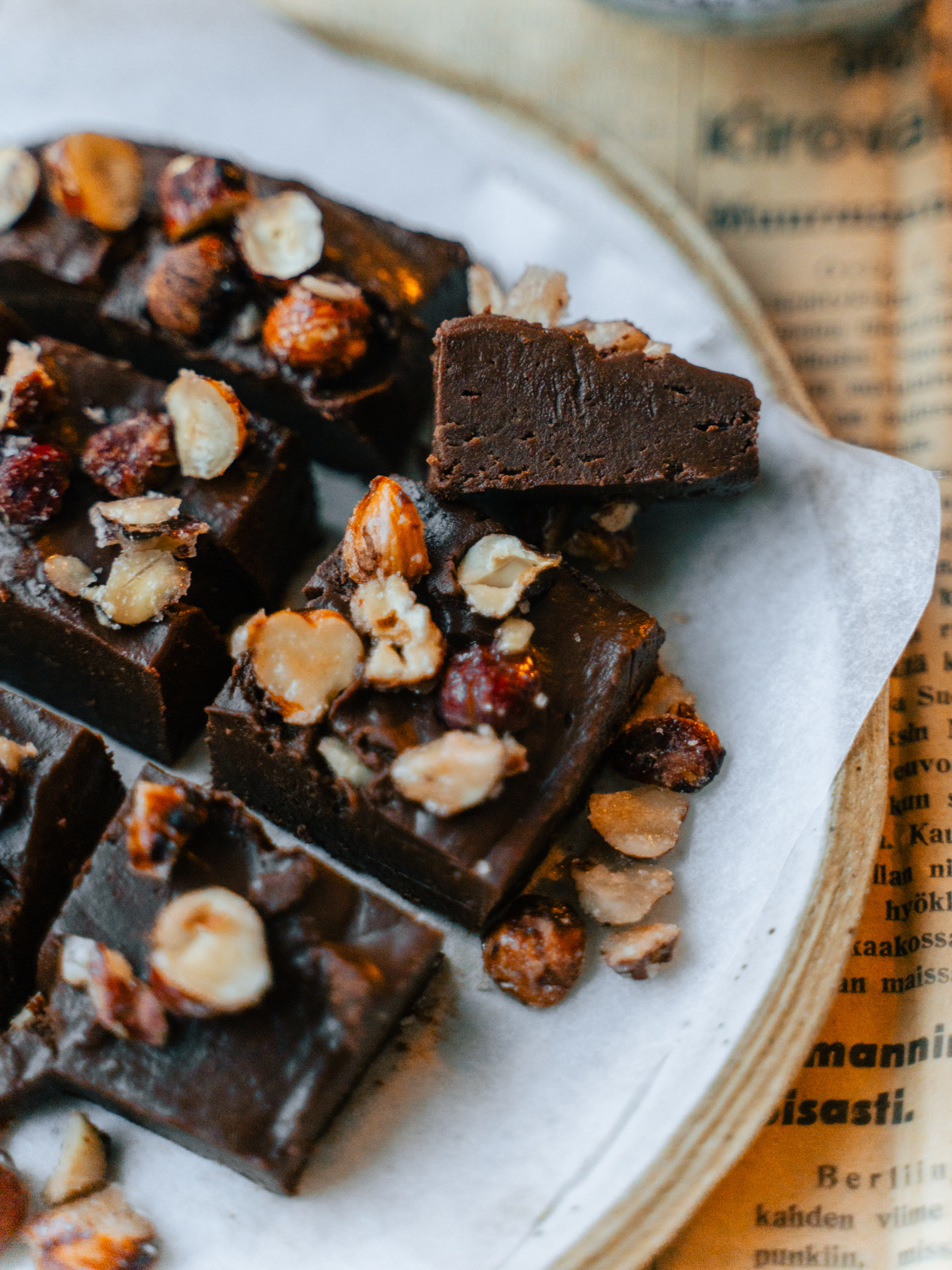 Gianduja. Hasselpähkinä-suklaatryffeli.