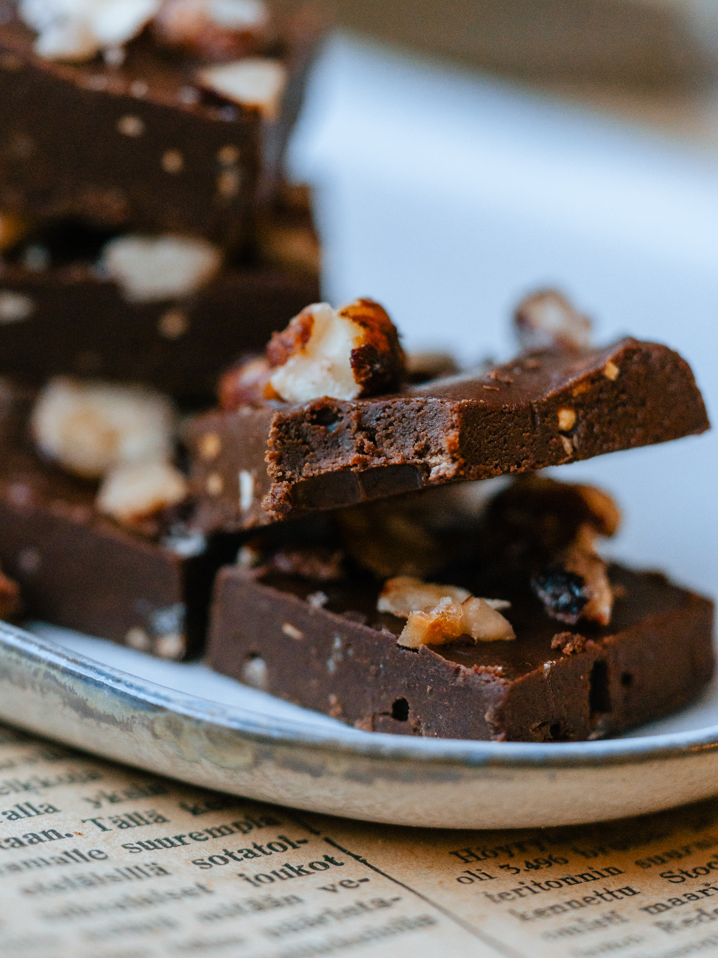 Gianduja. Hasselpähkinä-suklaatryffeli.