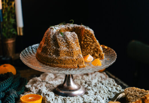 Mandariini-mantelikahvikakku. Vegaaninen