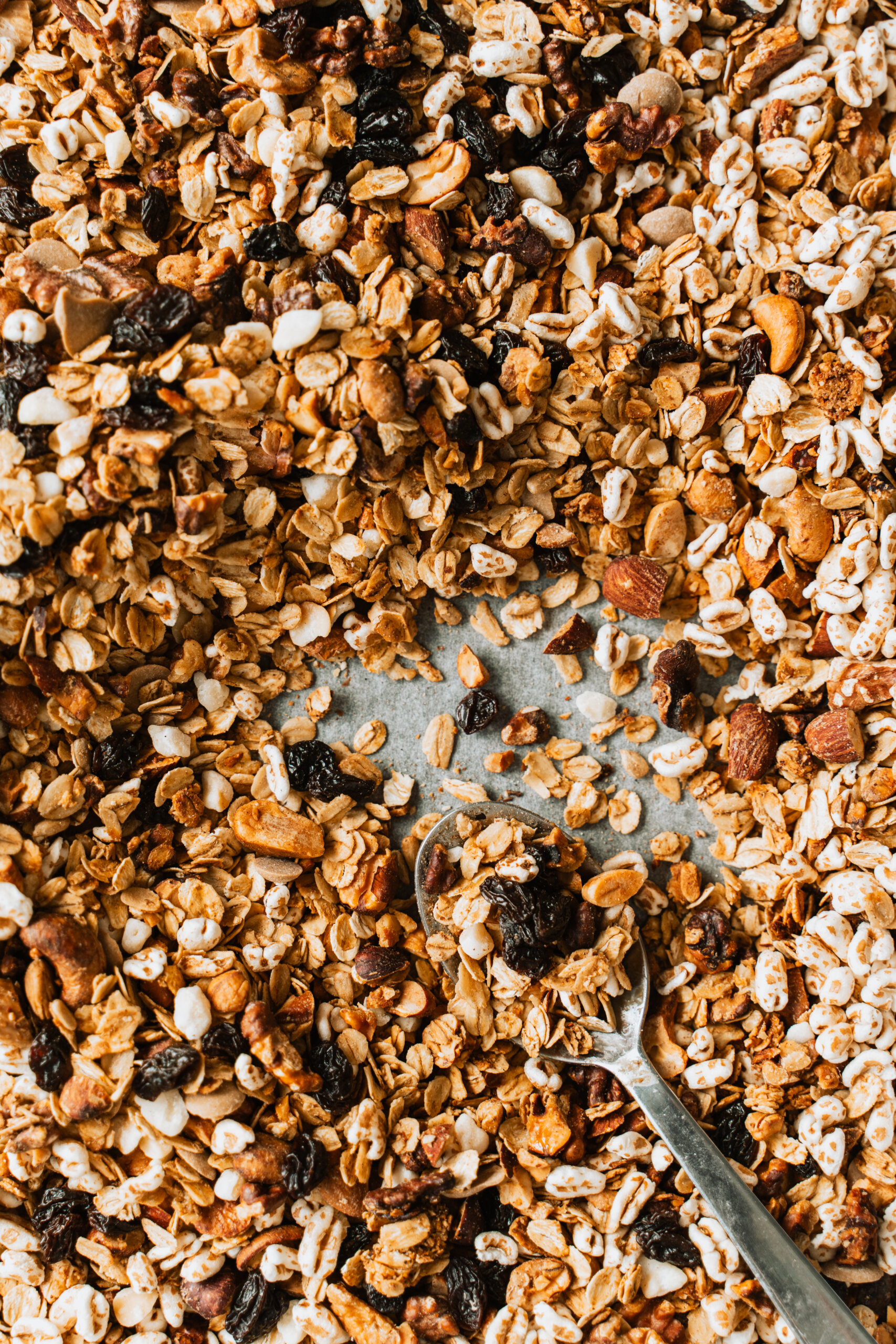 Sokeriton granola