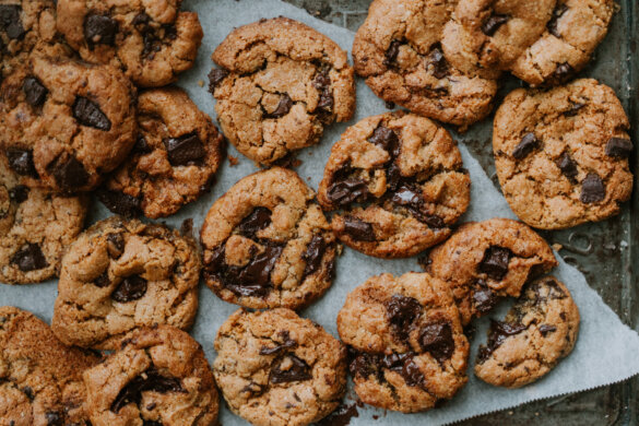 Öljyllä leivotut suklaahippukeksit