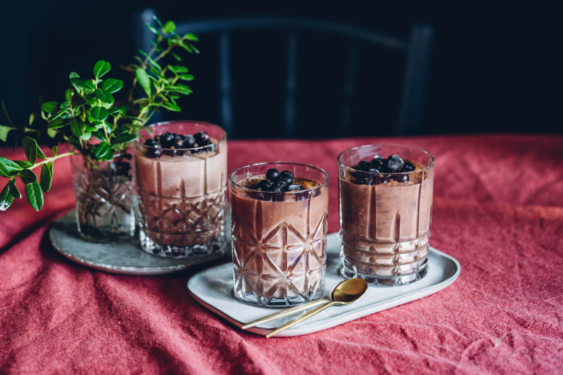 Suklaa-proteiinivanukas. Vegaaninen